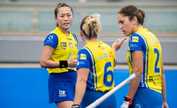 Taburiente femenino ante el Castelldefels