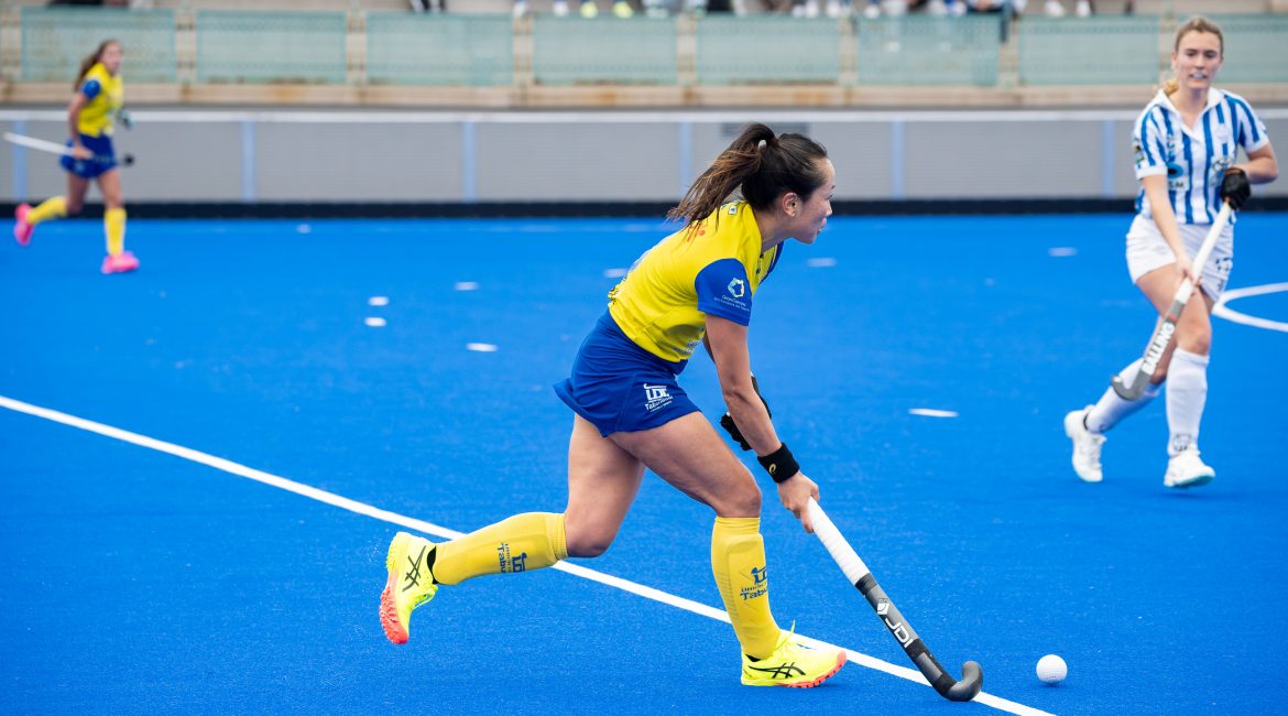 Taburiente femenino compite ante el complutense